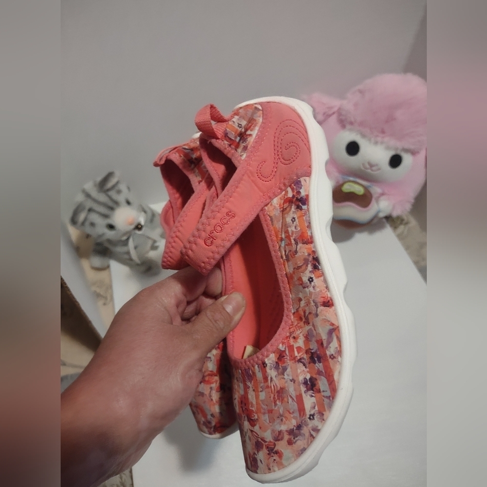 CROCS Kids' Multicolor Mary Jane Sneakers - Picture 2 of 5
